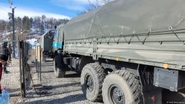Vehicles of Russian peacekeepers continue moving freely along Azerbaijan's Lachin-Khankendi road (PHOTO)