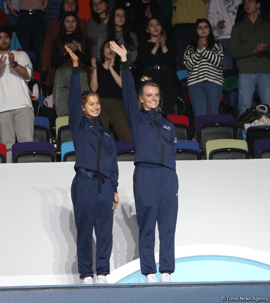 Baku hosts award ceremony for winners of Trampoline World Cup in synchronized jumping (PHOTO)