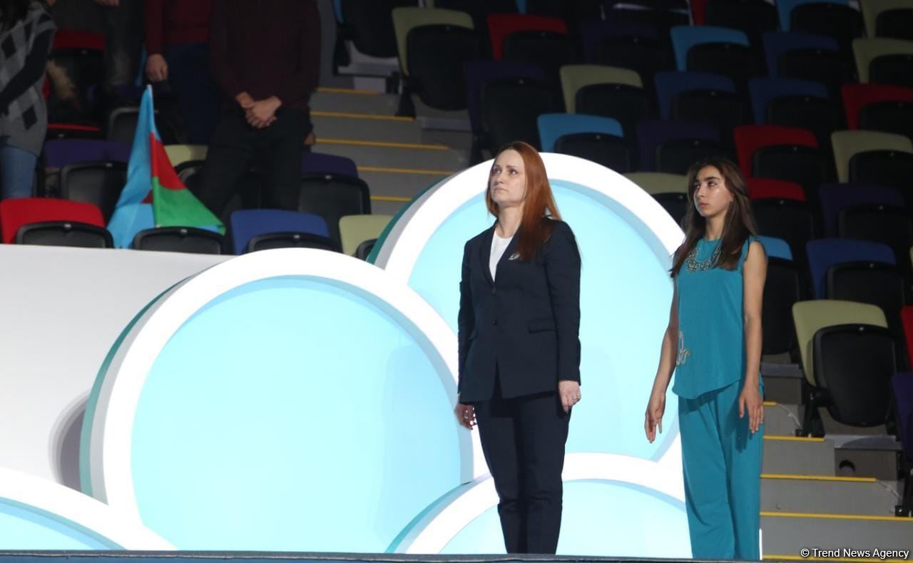 Baku hosts award ceremony for winners of Trampoline World Cup in synchronized jumping (PHOTO)