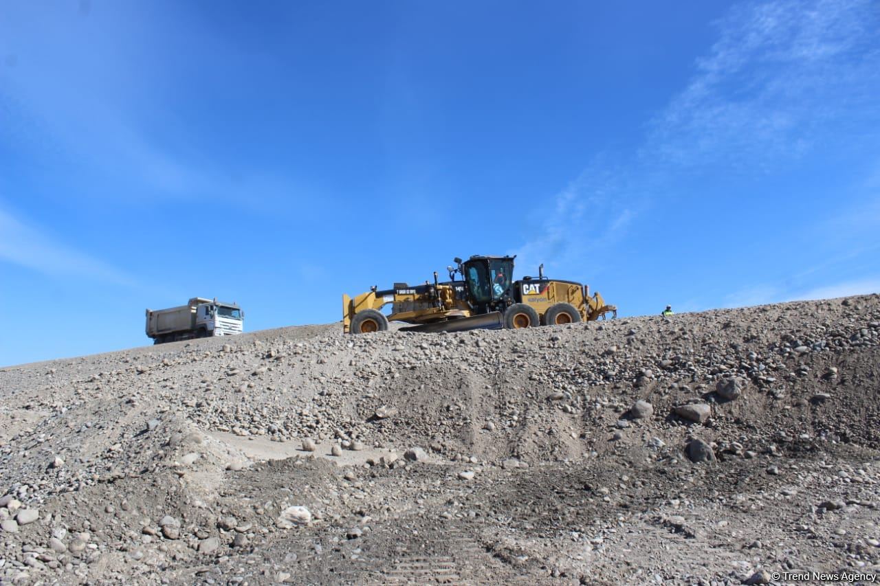 Construction of Azerbaijan's Horadiz-Aghband railway continues (PHOTO)