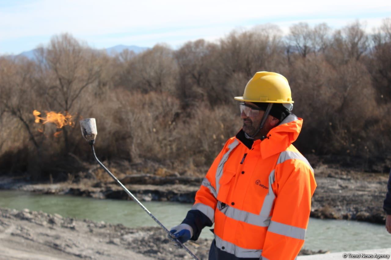 Construction of Azerbaijan's Horadiz-Aghband railway continues (PHOTO)