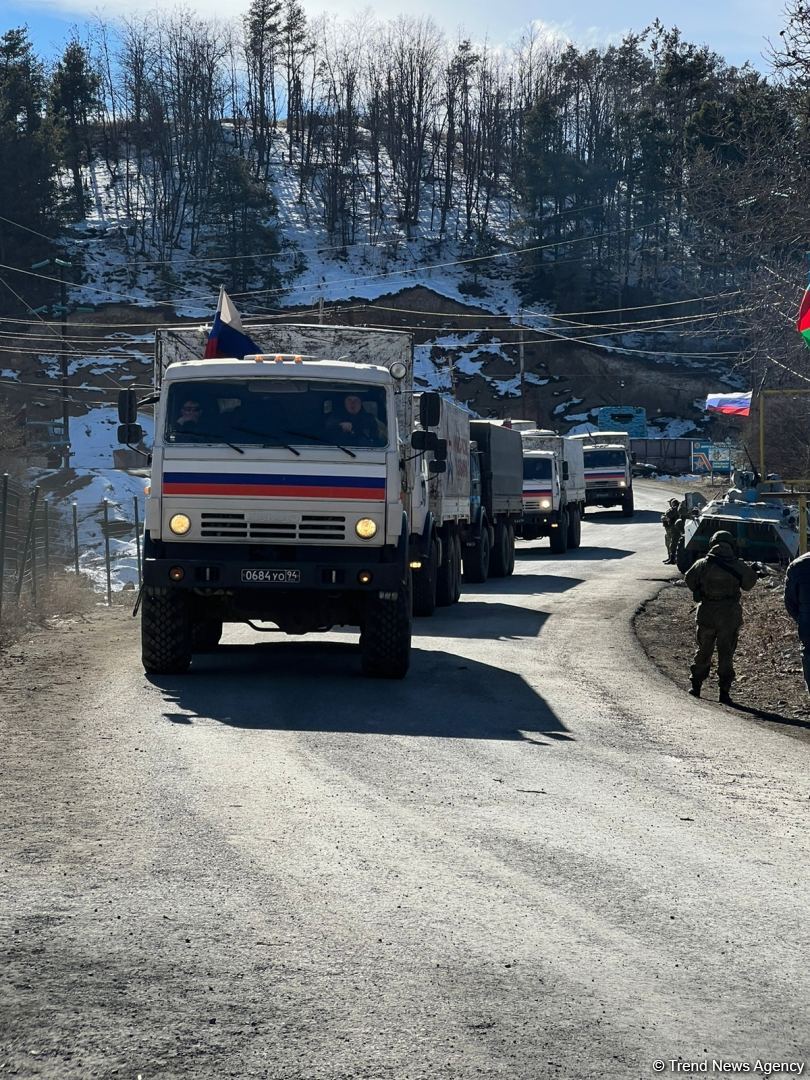 More vehicles of Russian peacekeepers pass freely along Azerbaijan's Lachin-Khankendi road (PHOTO)