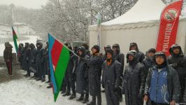 Peaceful protest of Azerbaijani eco-activists continues on Lachin-Khankendi road (PHOTO)