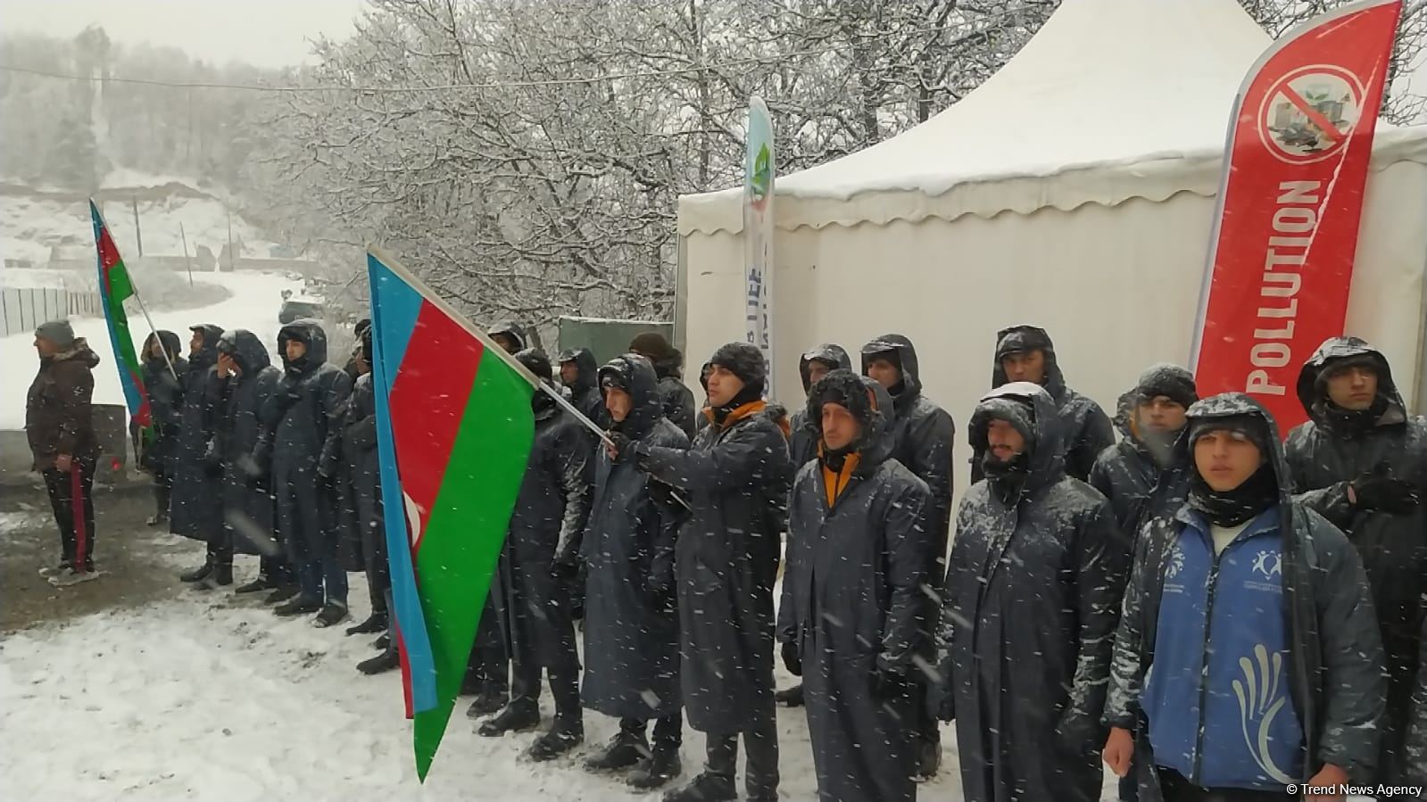 Peaceful protest of Azerbaijani eco-activists continues on Lachin-Khankendi road (PHOTO)