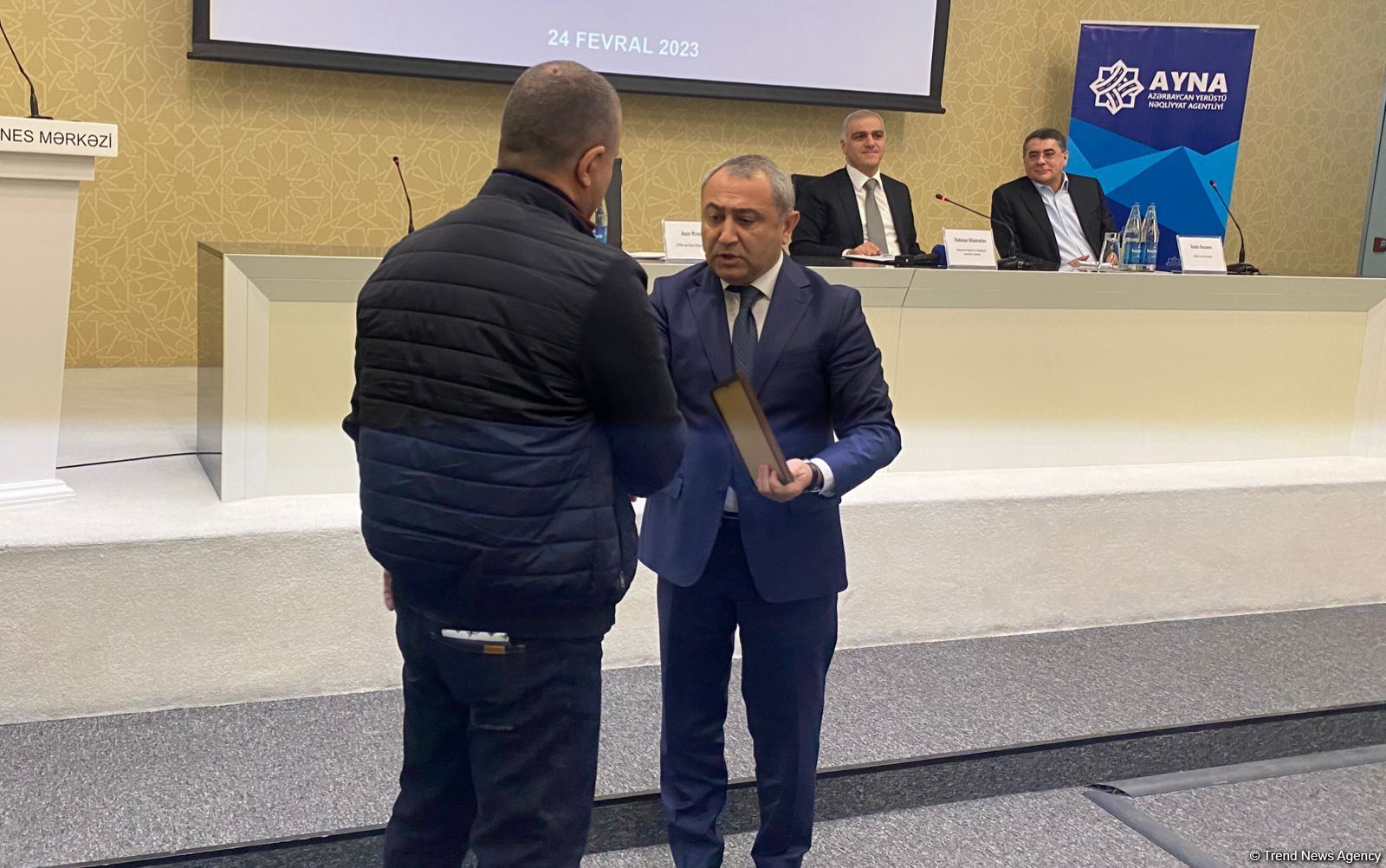 Azerbaijan starts to issue international freight permits (PHOTO)