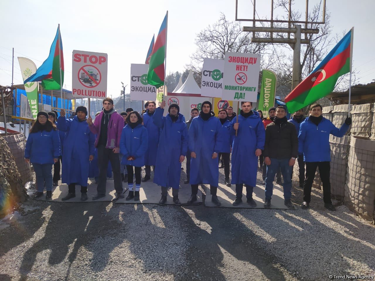 Peaceful protest of Azerbaijanis continues on Lachin-Khankendi road (PHOTO)