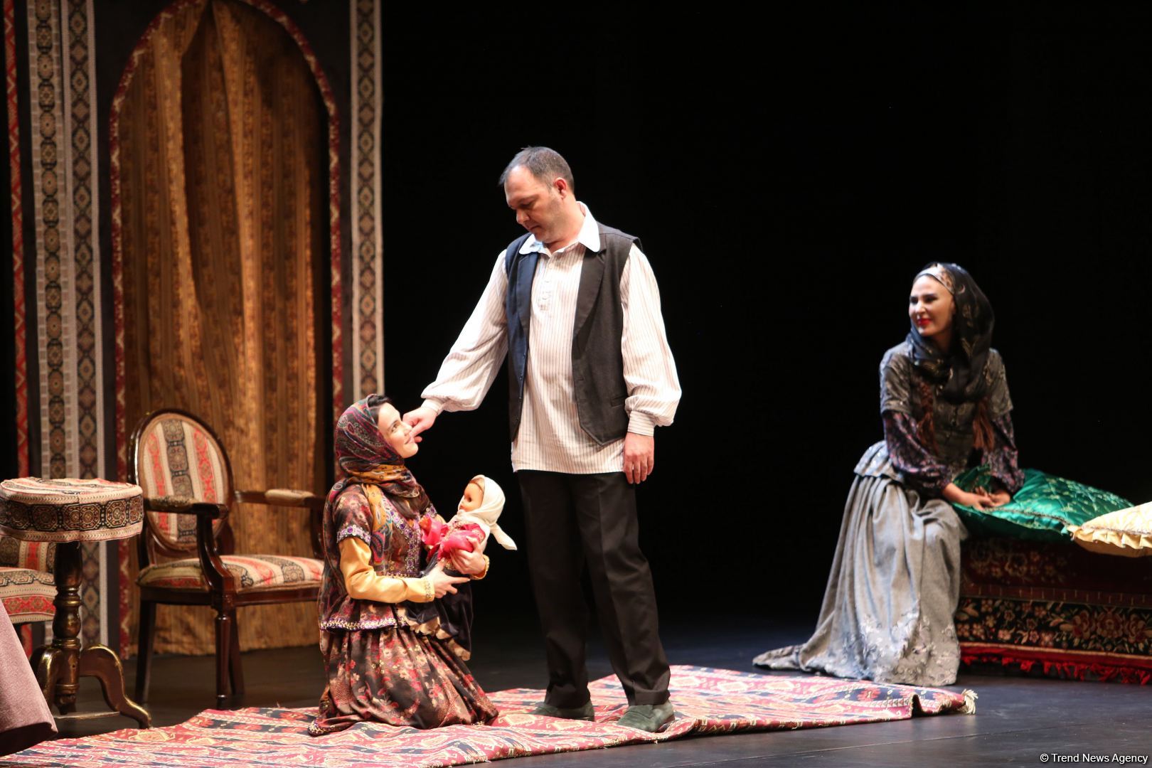 Great leader Heydar Aliyev's favorite "Corpses" play staged at Heydar Aliyev Center in Baku (PHOTO/VIDEO)