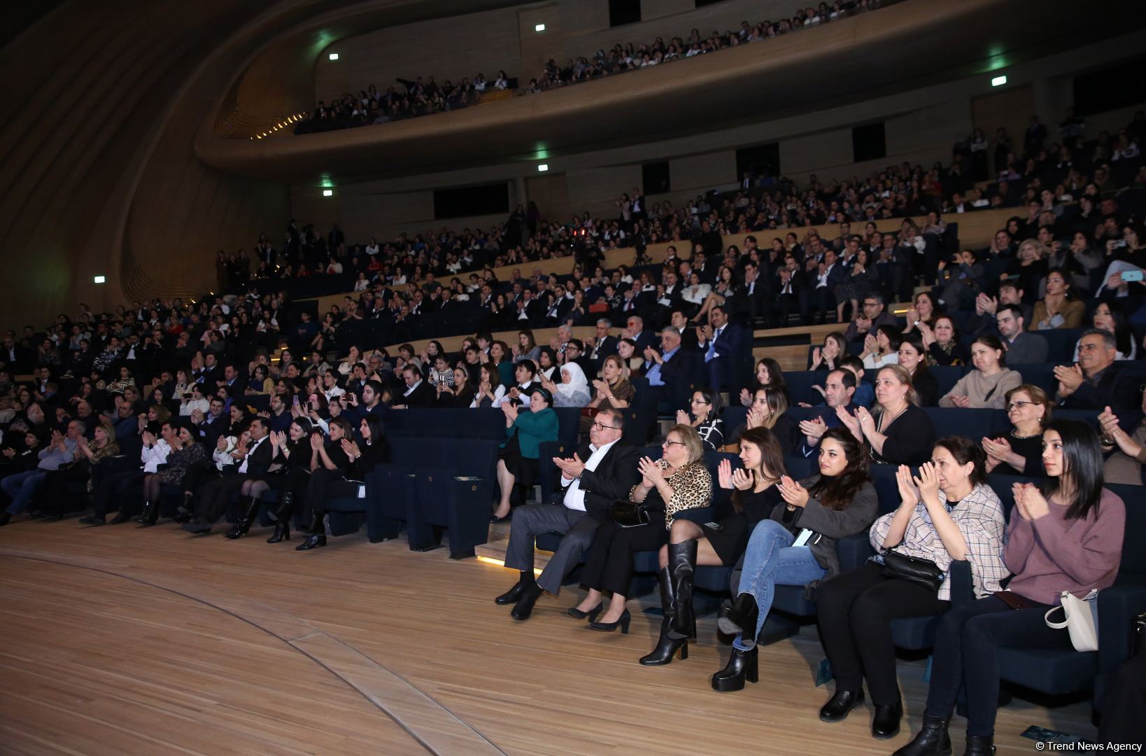 Great leader Heydar Aliyev's favorite "Corpses" play staged at Heydar Aliyev Center in Baku (PHOTO/VIDEO)