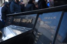 Azerbaijani people honor memory of Khojaly genocide victims (PHOTO)
