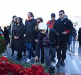 Azerbaijani people honor memory of Khojaly genocide victims (PHOTO)