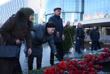 Azerbaijani people honor memory of Khojaly genocide victims (PHOTO)