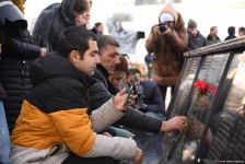 Azerbaijani people honor memory of Khojaly genocide victims (PHOTO)