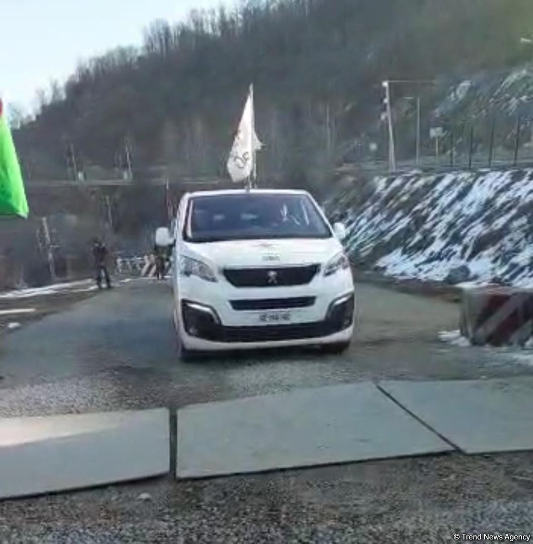 ICRC convoy passes freely along Azerbaijan's Lachin-Khankendi road (PHOTO)