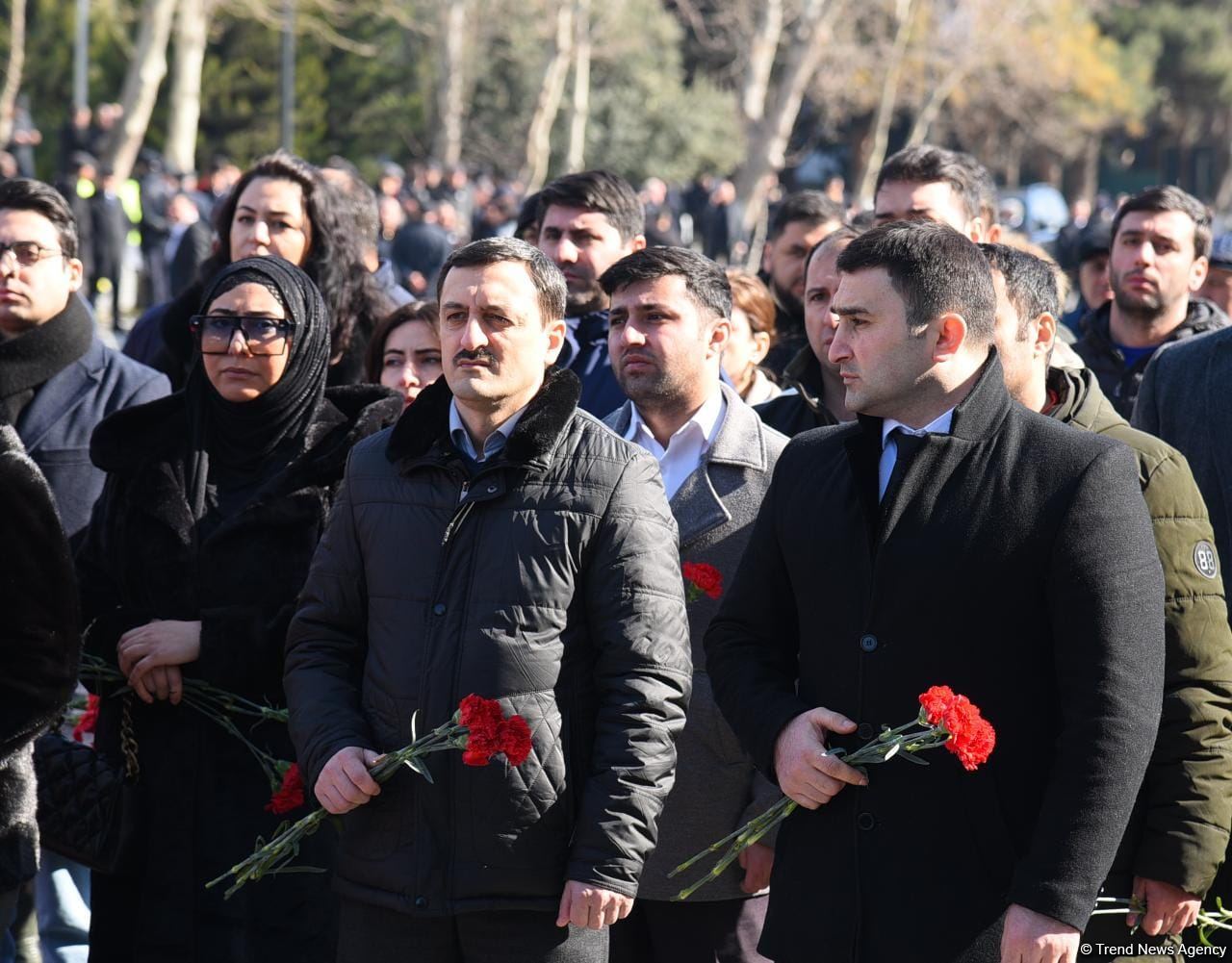 Azerbaijani people honor memory of Khojaly genocide victims (PHOTO)