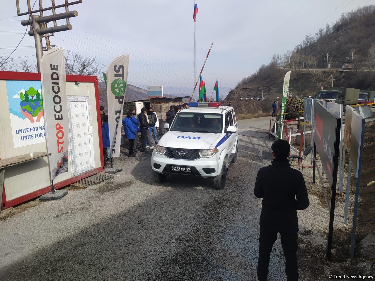 Big convoy of Russian peacekeepers moves freely along Azerbaijan's Lachin-Khankendi road (PHOTO)