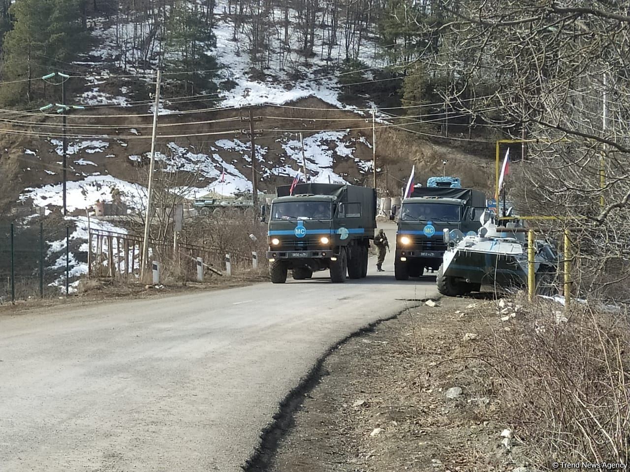 Big convoy of Russian peacekeepers moves freely along Azerbaijan's Lachin-Khankendi road (PHOTO)