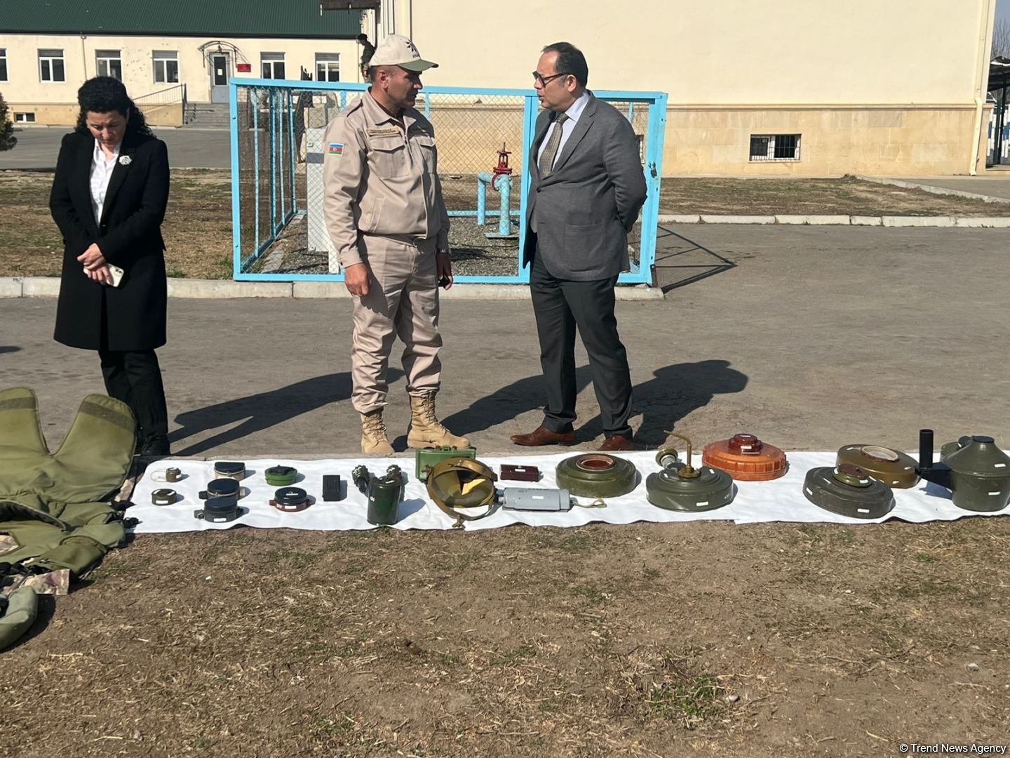Azerbaijani military units conduct training for de-mining operations (PHOTO)