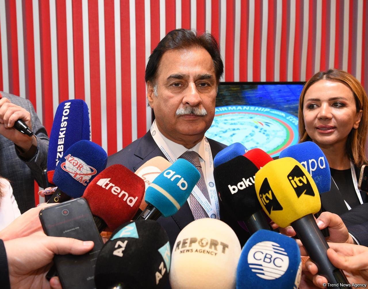 Pakistan's federal minister hails country's close economic co-op with Azerbaijan (Exclusive)