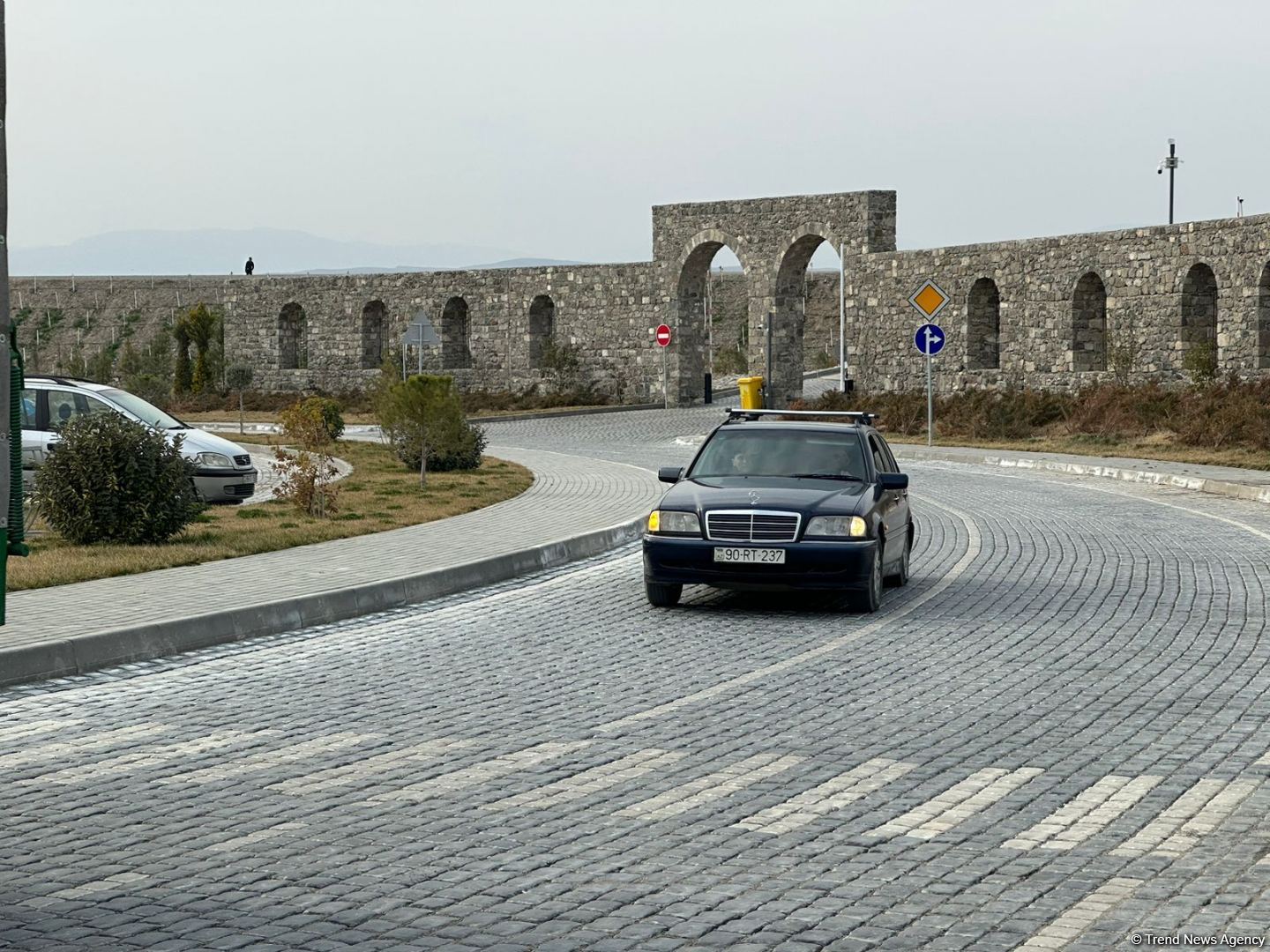 Azerbaijan relocates ten more families to liberated Aghali village in Zangilan (PHOTO)