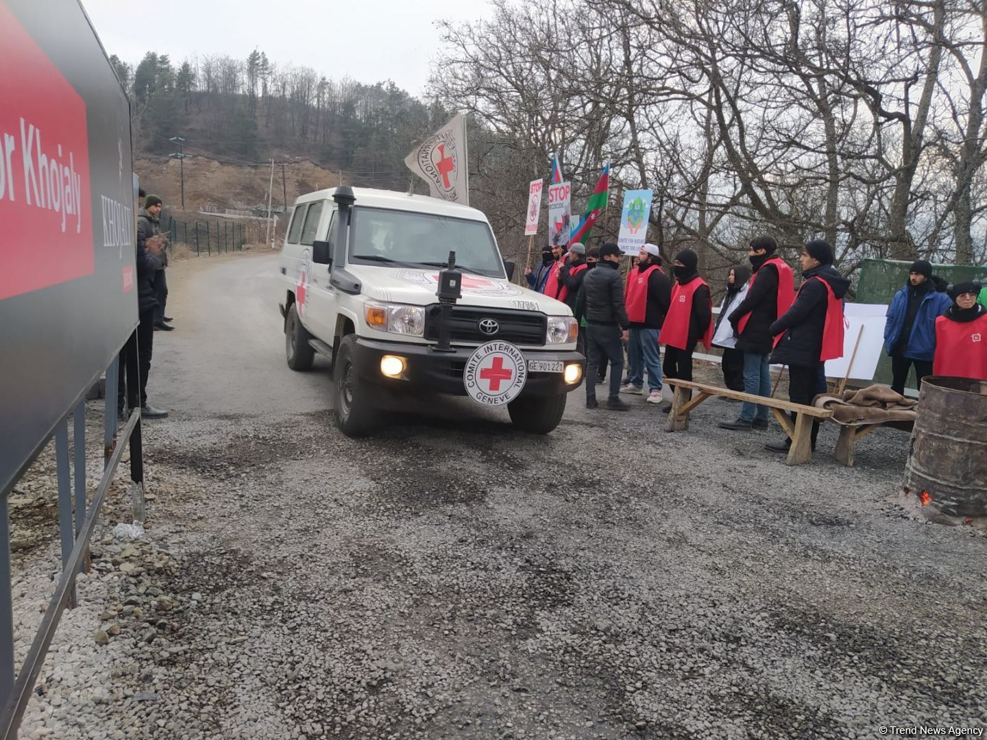 Another ICRC convoy drives freely along Azerbaijan's Lachin-Khankendi road (PHOTO)