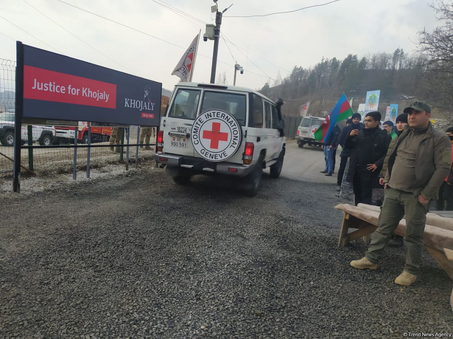 ICRC convoy drives freely along Azerbaijan's Lachin-Khankendi road (PHOTO)