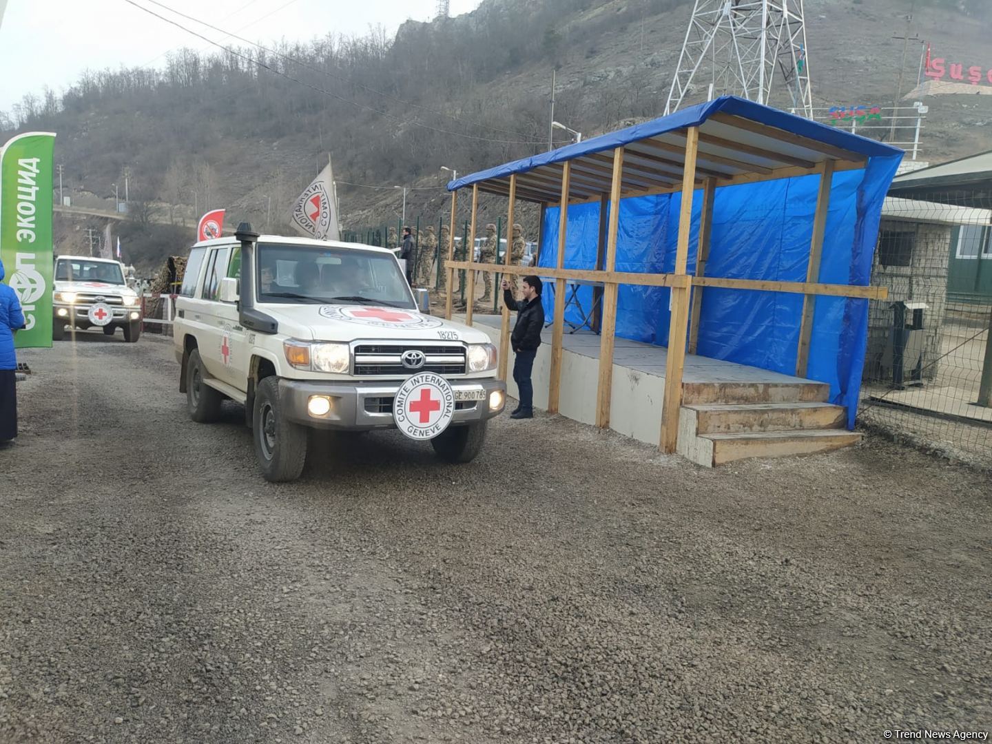 ICRC convoy drives freely along Azerbaijan's Lachin-Khankendi road (PHOTO)