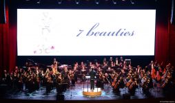 Stunning harmony of high art opera and fashion - Heydar Aliyev Center's gift for March 8 (PHOTO)