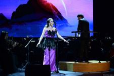 Stunning harmony of high art opera and fashion - Heydar Aliyev Center's gift for March 8 (PHOTO)