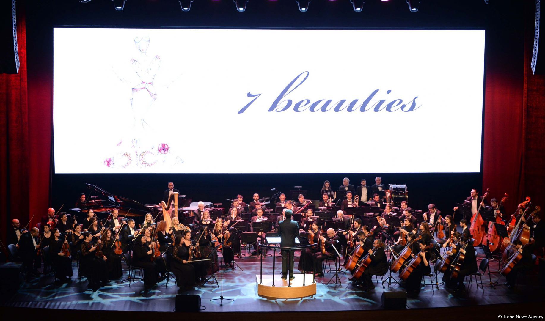 Stunning harmony of high art opera and fashion - Heydar Aliyev Center's gift for March 8 (PHOTO)