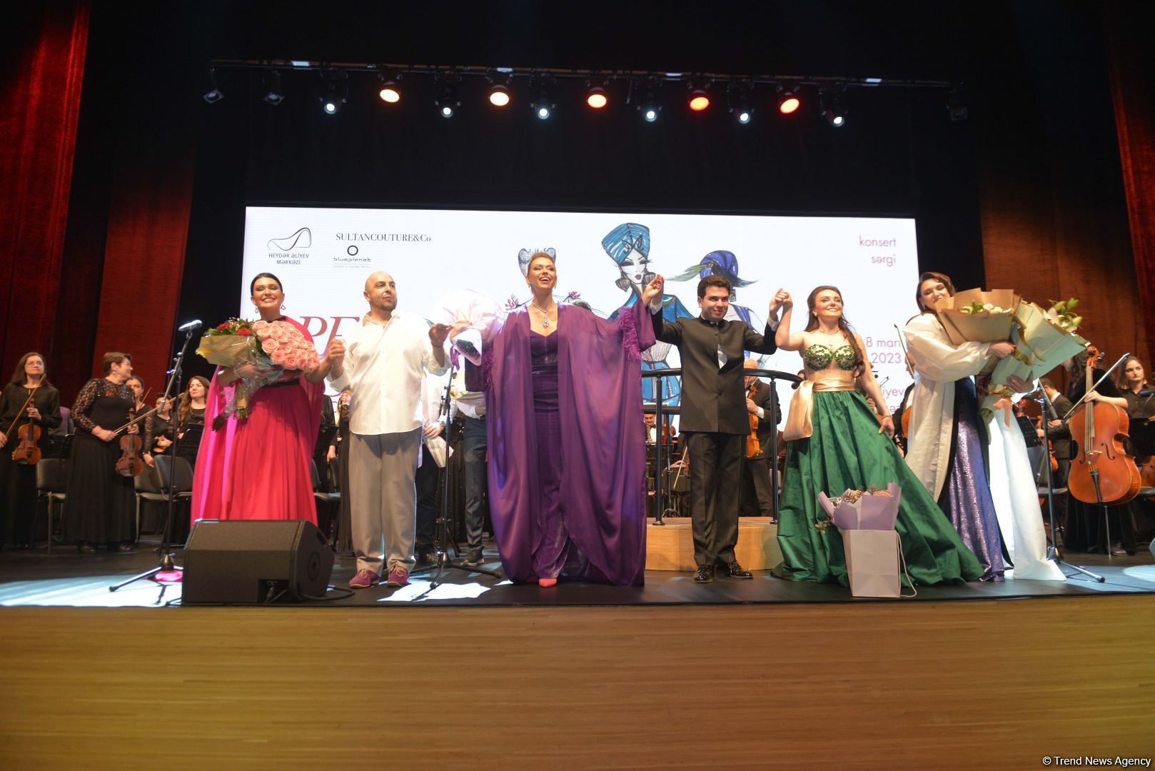 Stunning harmony of high art opera and fashion - Heydar Aliyev Center's gift for March 8 (PHOTO)