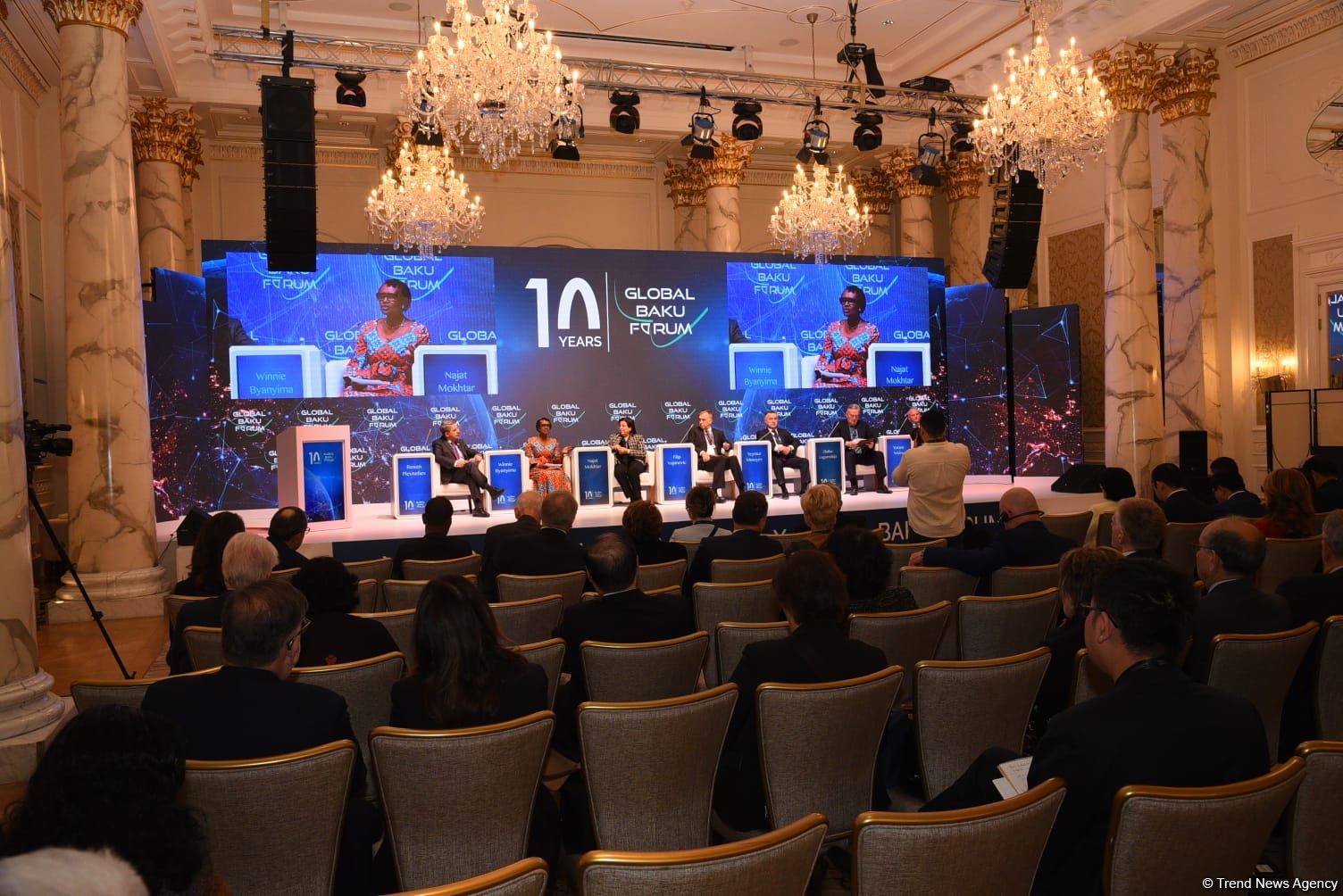 Fourth panel meeting held within framework of Global Baku Forum (PHOTO)