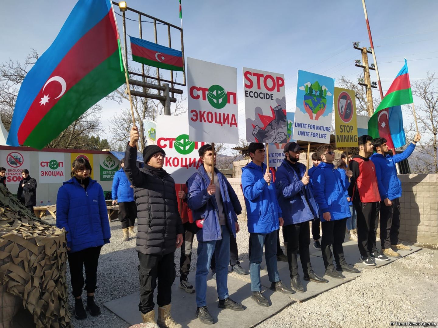Azerbaijani eco-activists continue peaceful protest on Lachin-Khankendi road (PHOTO)