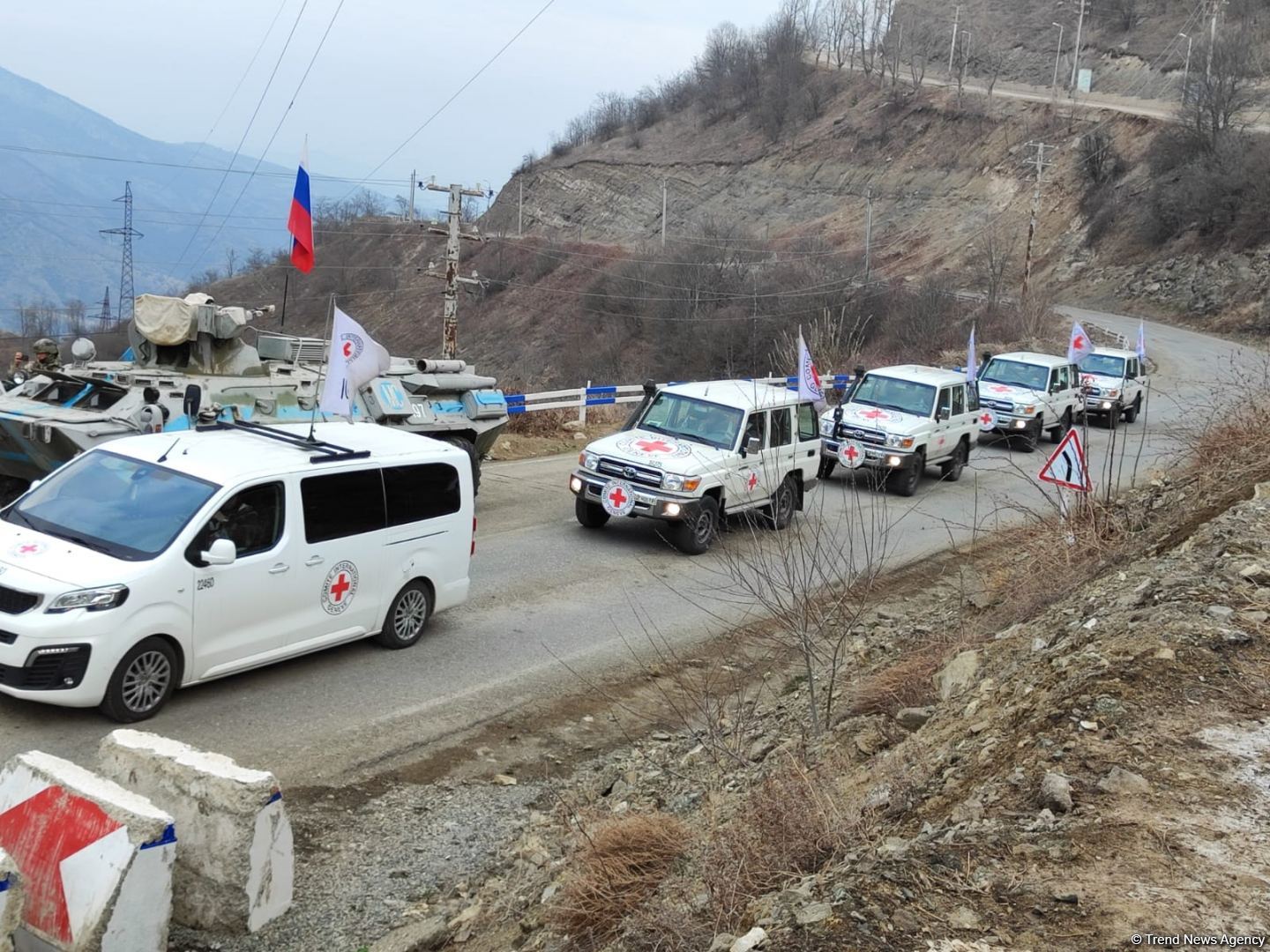 ICRC convoy moves freely along Azerbaijan's Lachin-Khankendi road (PHOTO)