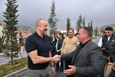 Heartfelt meeting of President Ilham Aliyev and First Lady Mehriban Aliyeva with residents of Talish village (PHOTO)