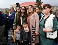 Heartfelt meeting of President Ilham Aliyev and First Lady Mehriban Aliyeva with residents of Talish village (PHOTO)