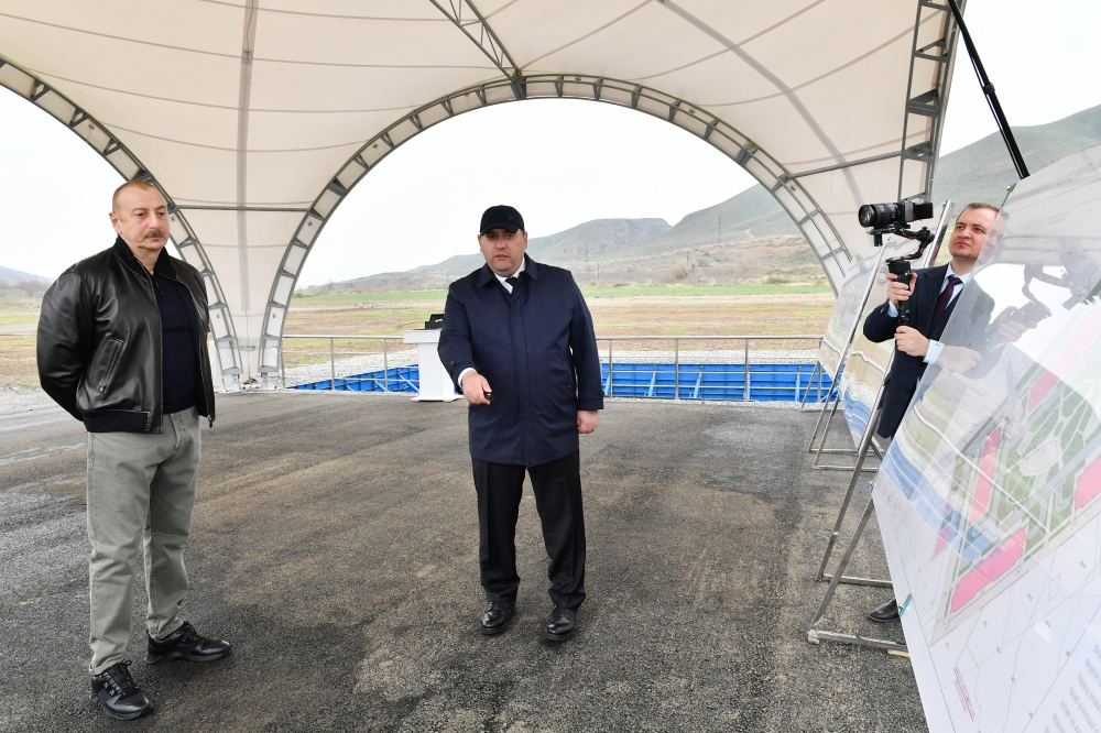 President Ilham Aliyev, First Lady Mehriban Aliyeva take part in groundbreaking ceremony for residential area in Sugovushan (PHOTO/VIDEO)