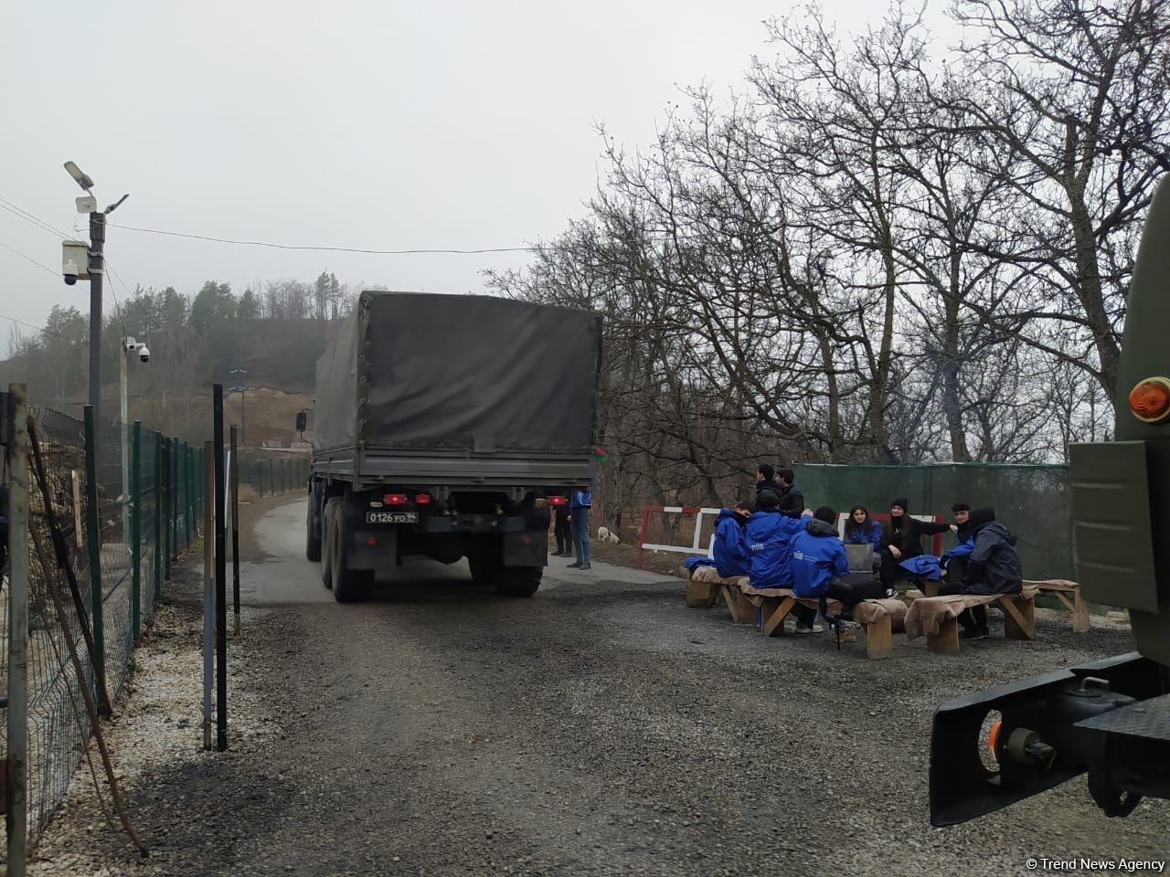 Convoy of Russian peacekeepers moves freely along Azerbaijan's Lachin-Khankendi road (PHOTO)