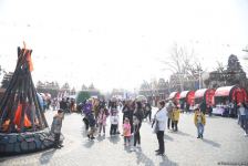 Baku residents celebrating Novruz holiday (PHOTO)