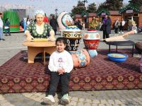 Baku residents celebrating Novruz holiday (PHOTO)