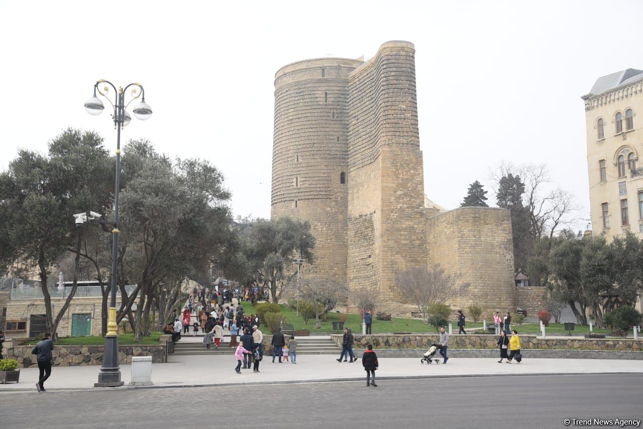Baku residents celebrating Novruz holiday (PHOTO)