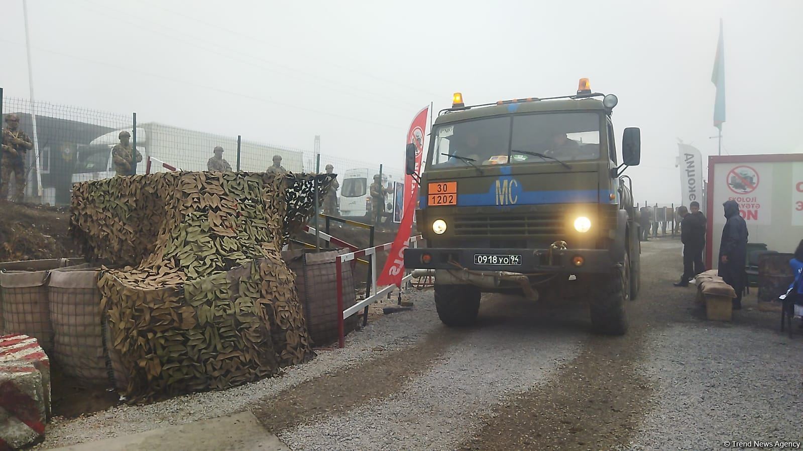 More vehicles of Russian peacekeepers move freely along Azerbaijan's Lachin-Khankendi road (PHOTO)