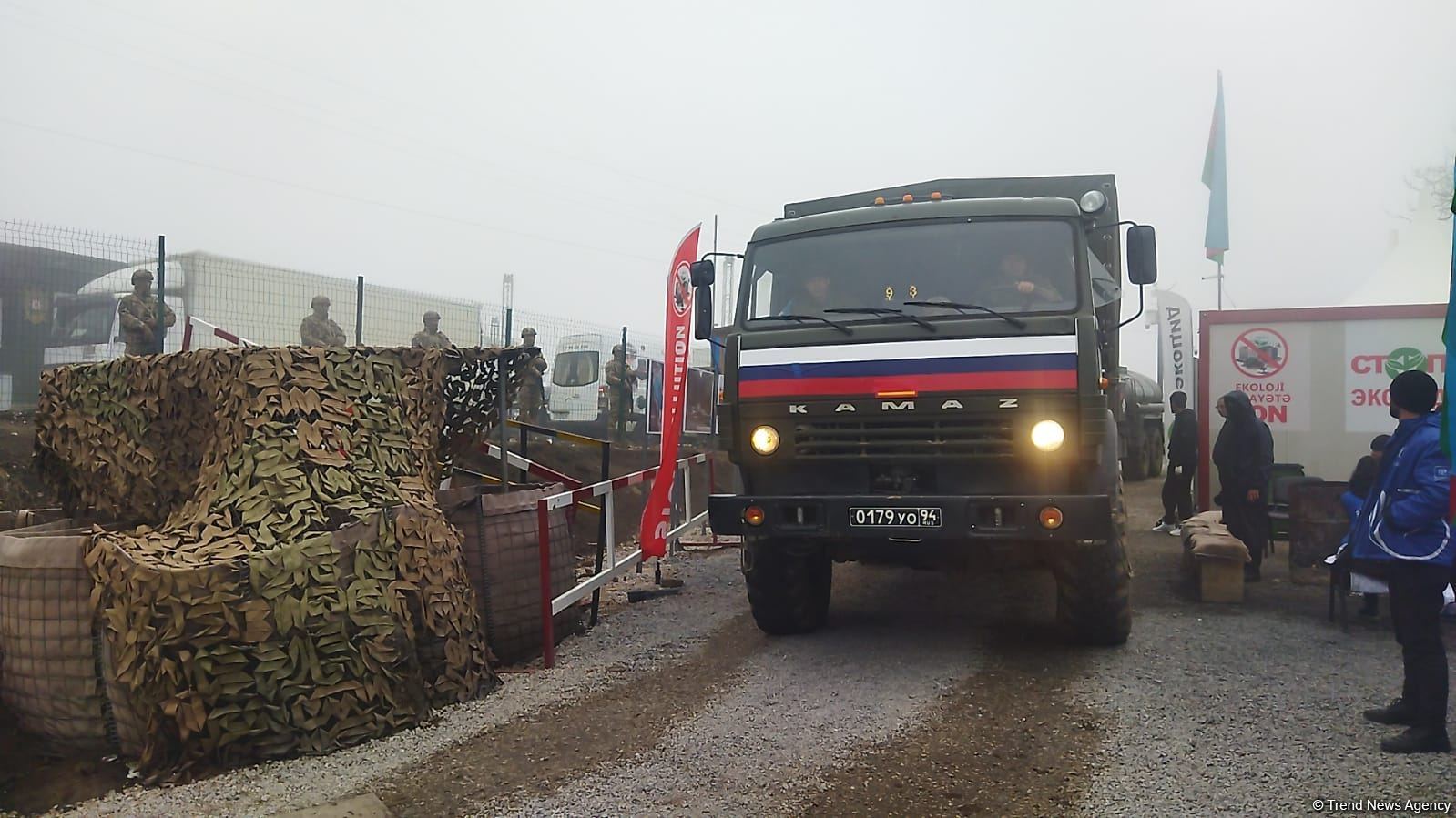 More vehicles of Russian peacekeepers move freely along Azerbaijan's Lachin-Khankendi road (PHOTO)