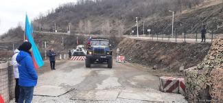 Several vehicles of Russian peacekeepers move freely along Azerbaijan's Lachin-Khankendi road (PHOTO)
