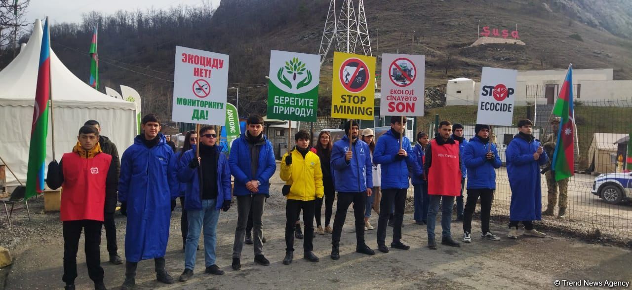 Peaceful protest of Azerbaijani eco-activists continues on Lachin-Khankendi road (PHOTO)