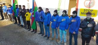 Peaceful protest of Azerbaijani eco-activists continues on Lachin-Khankendi road (PHOTO)