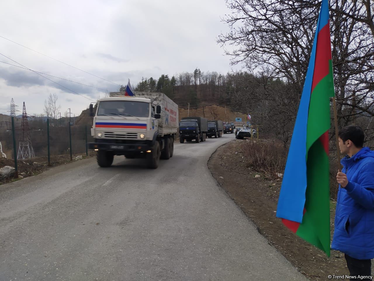 Convoy of Russian peacekeepers moves freely along Azerbaijan's Lachin-Khankendi road (PHOTO)