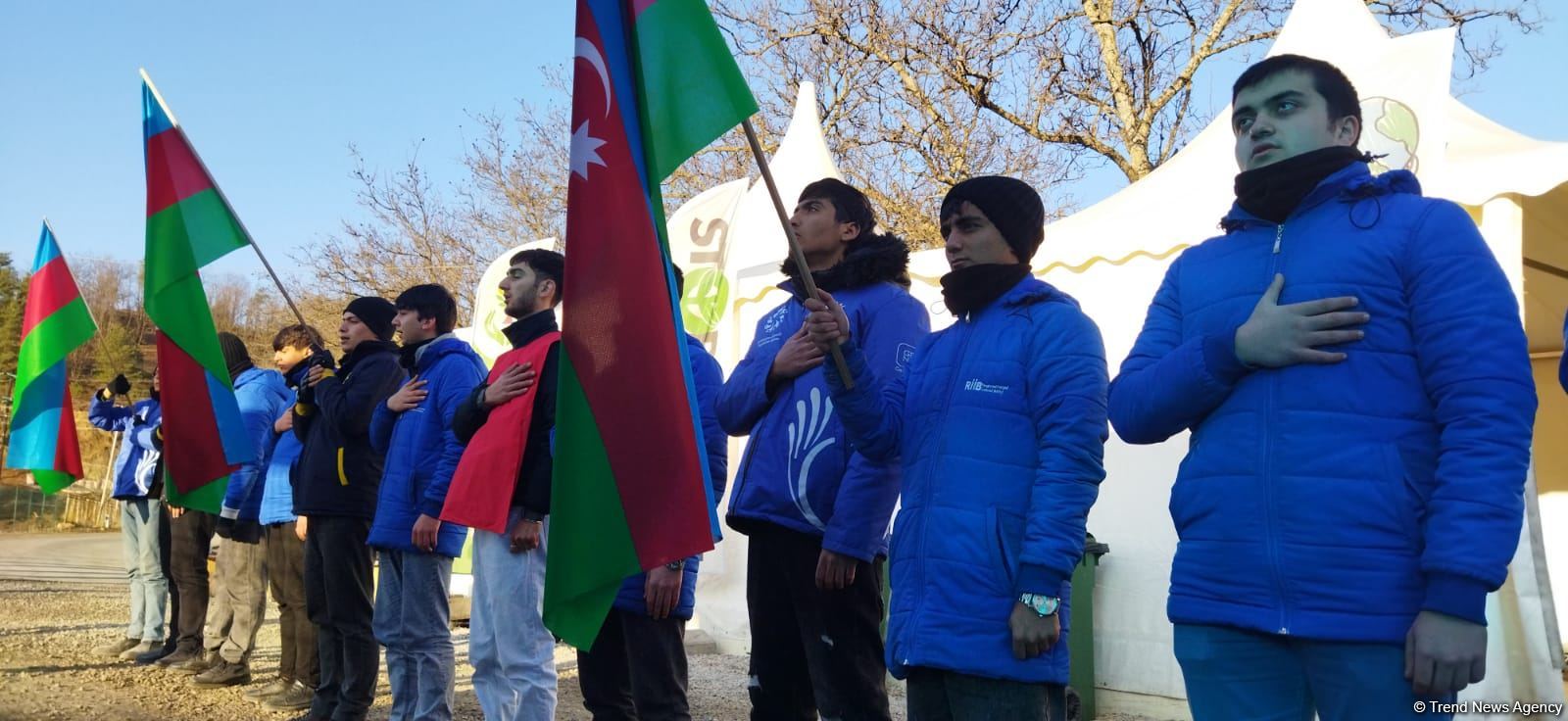 Peaceful protest of Azerbaijani eco-activists continues on Lachin-Khankendi road (PHOTO)