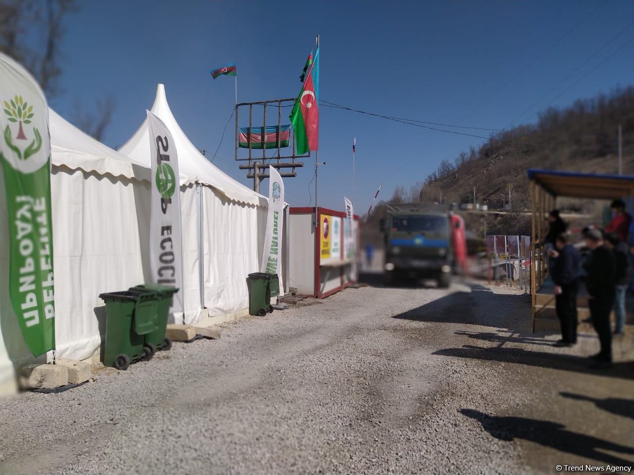 Convoy of Russian peacekeepers moves freely along Azerbaijan's Lachin-Khankendi road (PHOTO)