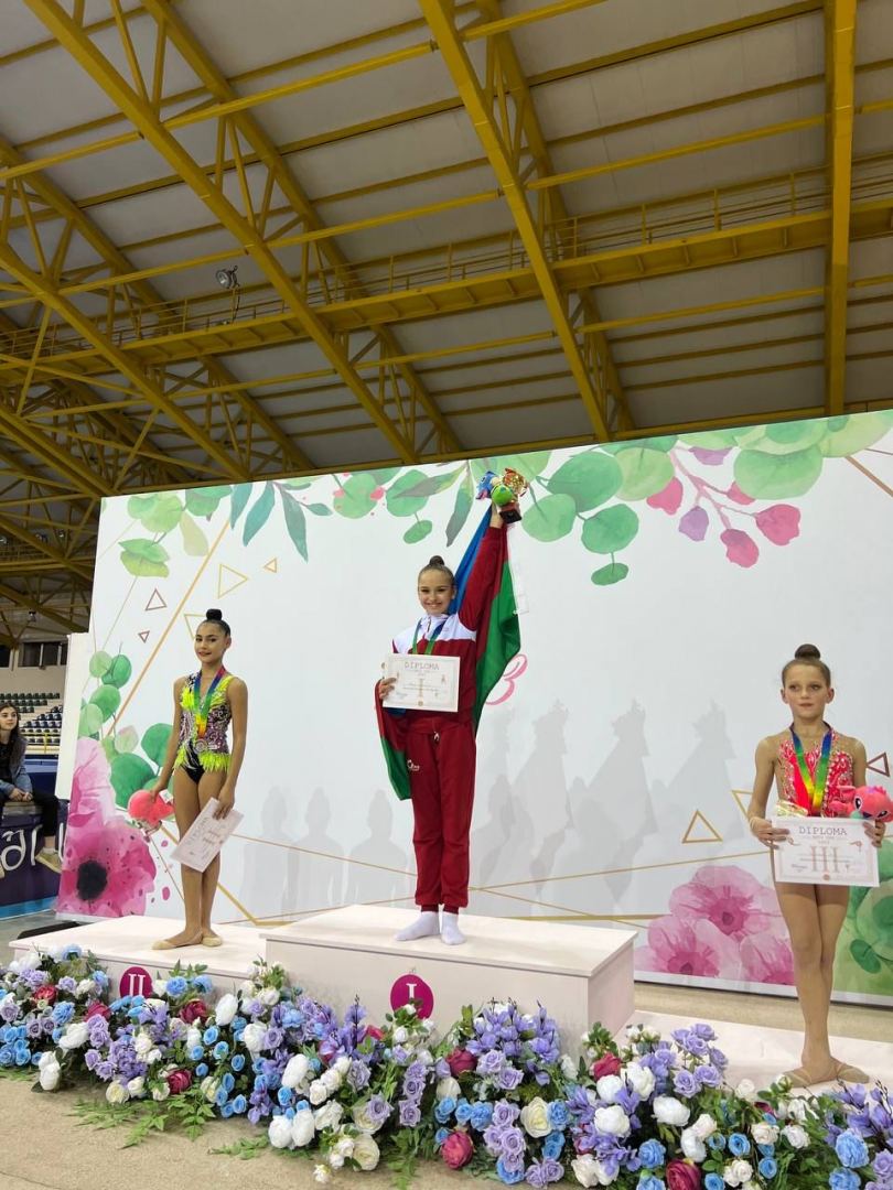 Azerbaijani gymnasts win gold medals at international tournament (PHOTO)