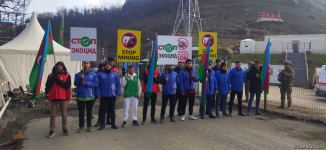 Peaceful protest of Azerbaijani eco-activists continues on Lachin-Khankendi road (PHOTO)